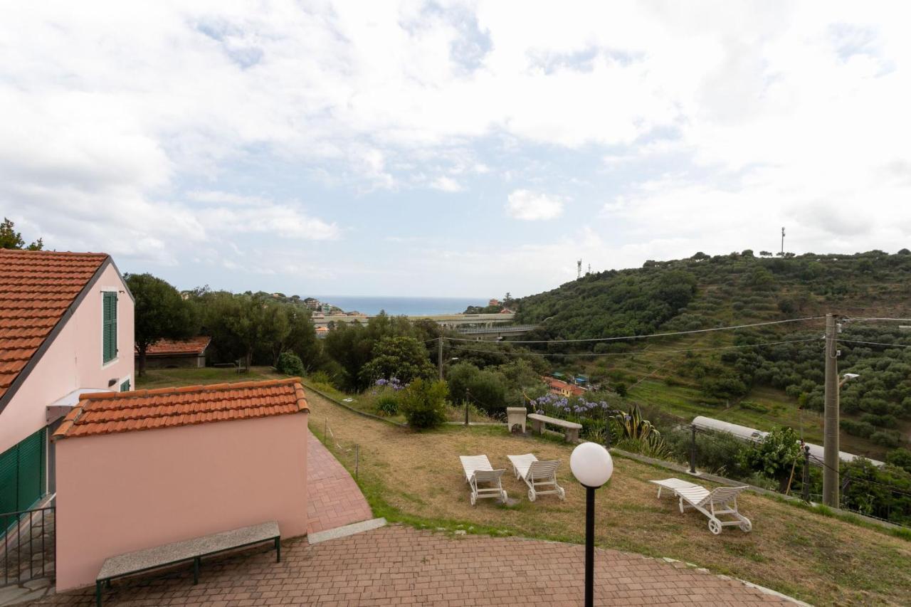 Villa Zafferano Suites Celle Ligure Bagian luar foto